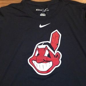Nvr worn Cleveland Indians adult SM Nike Tshirt